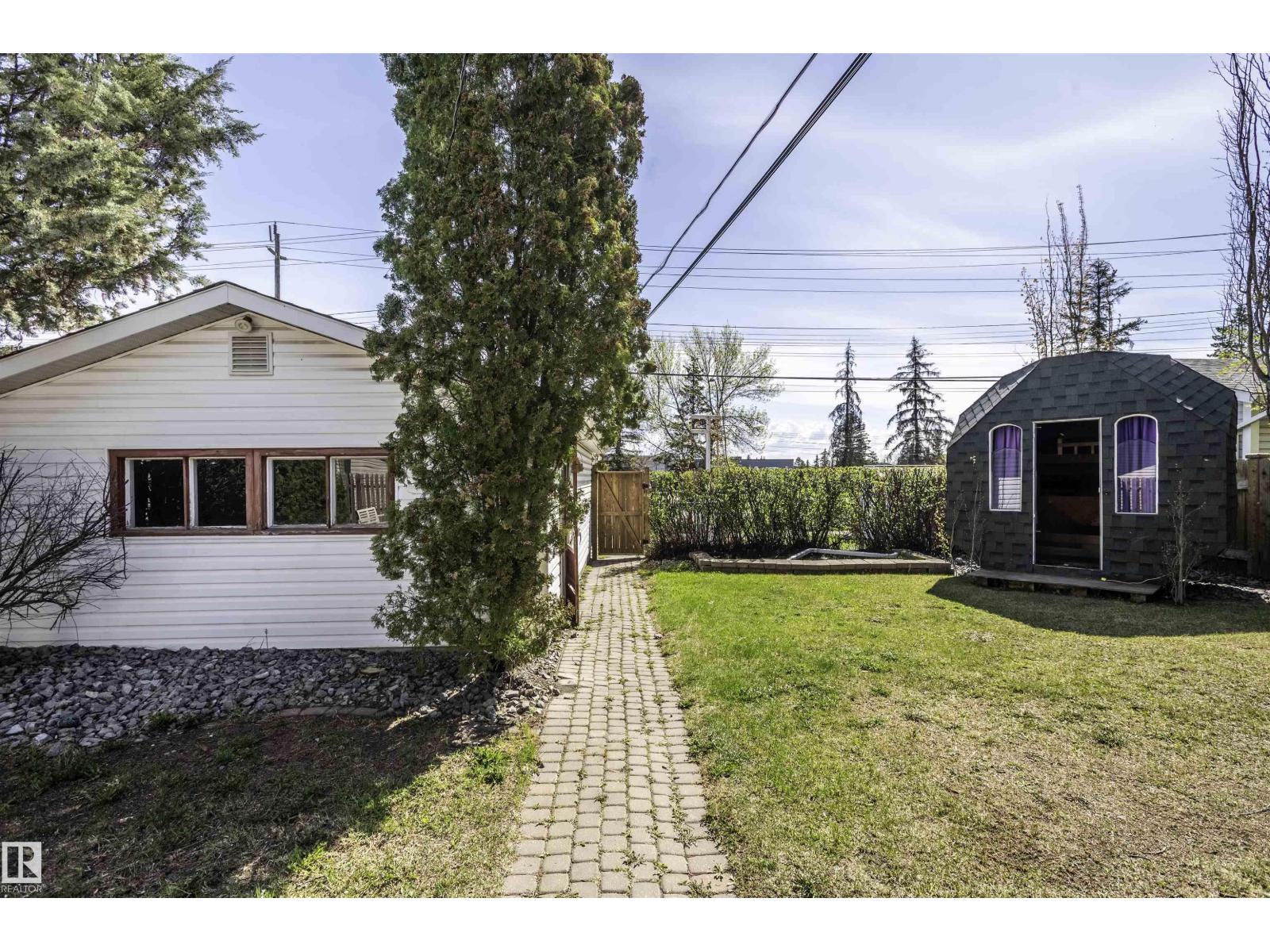 9331 52 ST NW - 48
