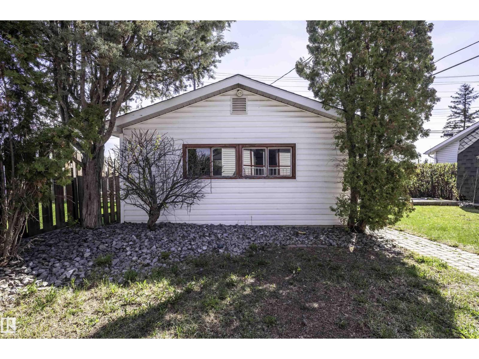 9331 52 ST NW - 49