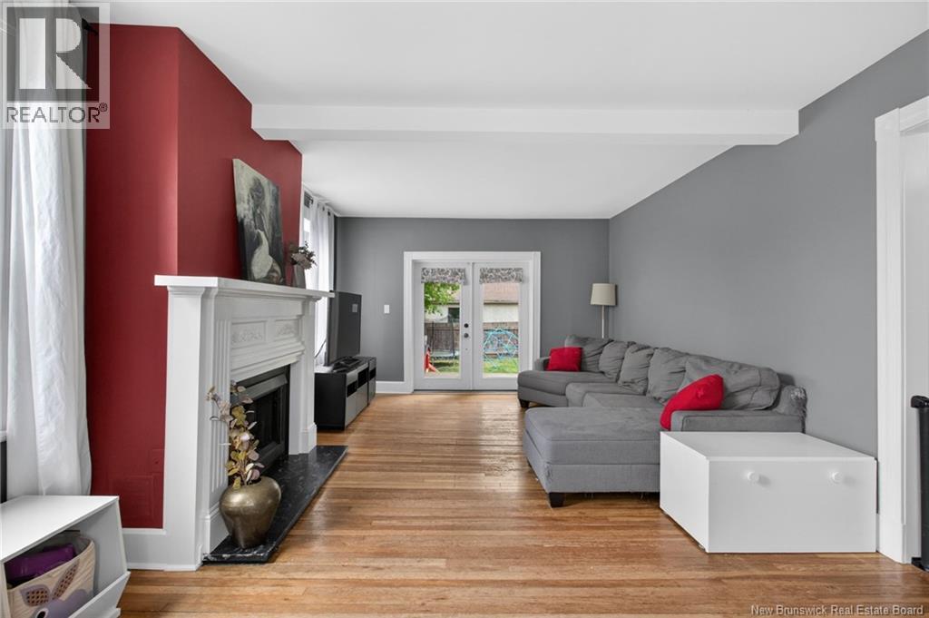 49 Pleasant Street - 15