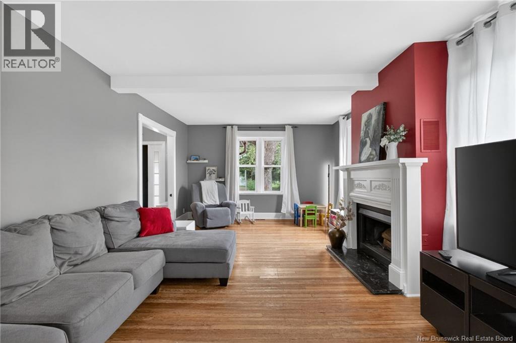 49 Pleasant Street - 16