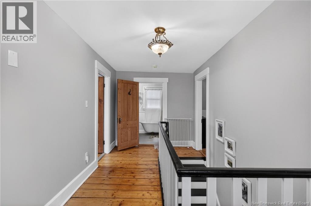 49 Pleasant Street - 24