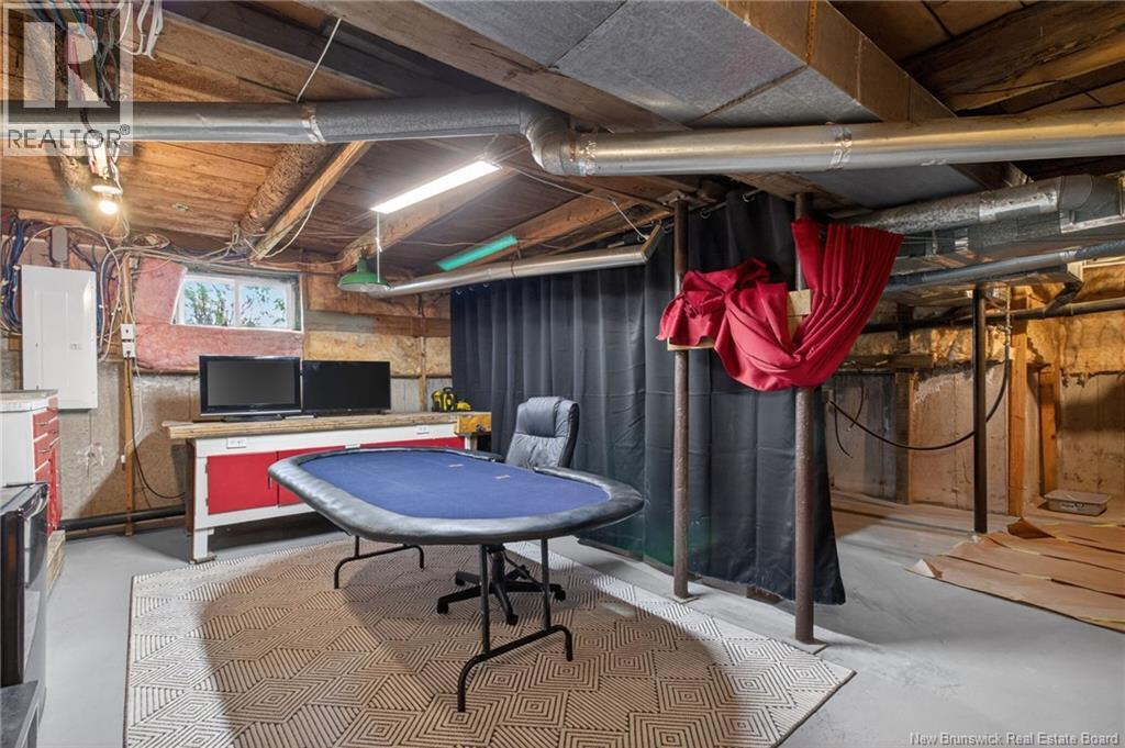 49 Pleasant Street - 40