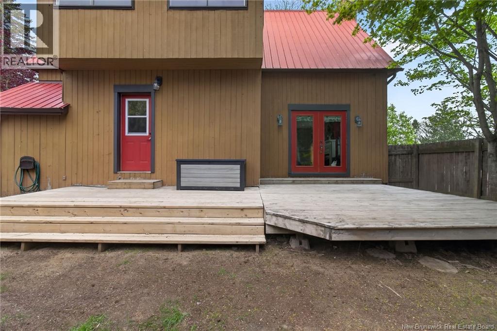 49 Pleasant Street - 49
