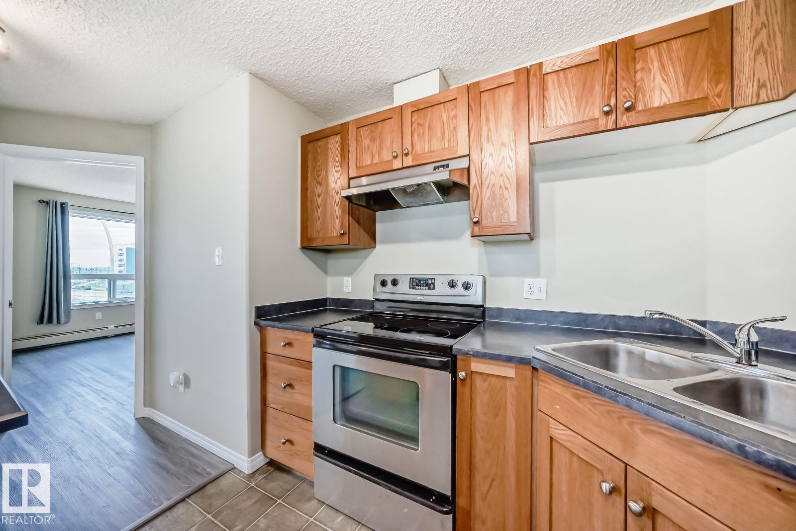 #1315 330 CLAREVIEW STATION DR NW - 19