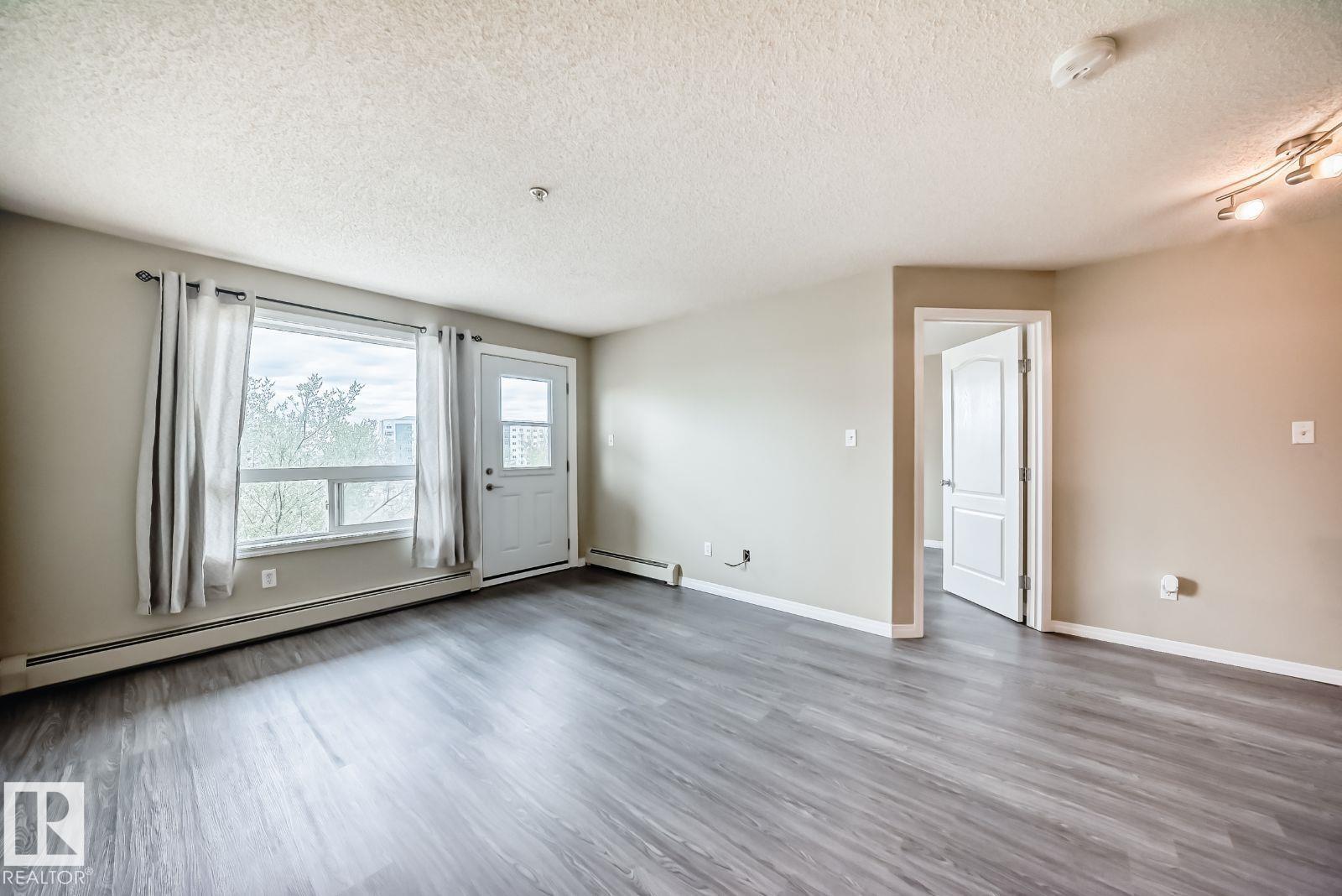 #1315 330 CLAREVIEW STATION DR NW - 23
