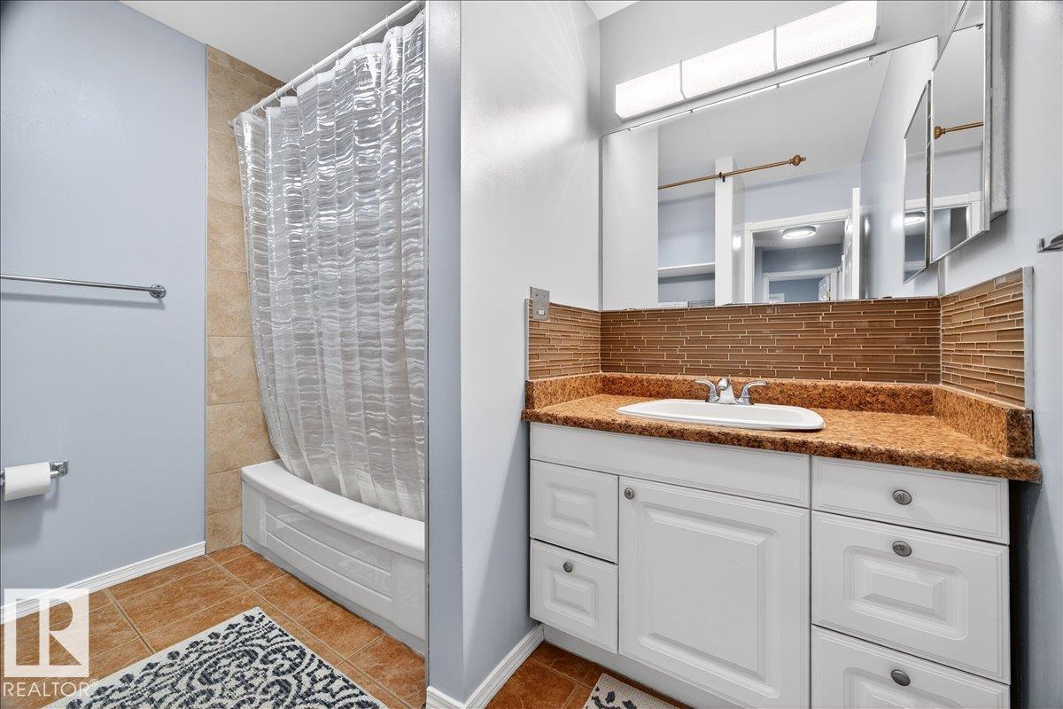 6528 184 ST NW - 16