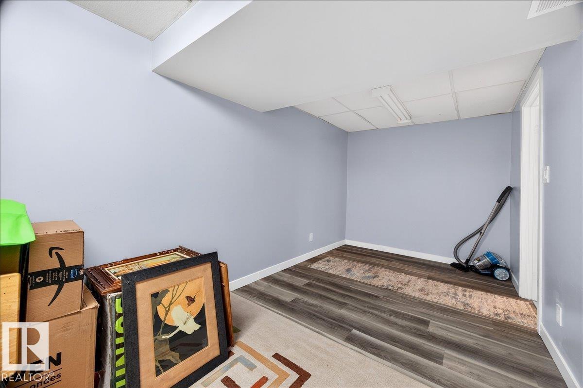 6528 184 ST NW - 27
