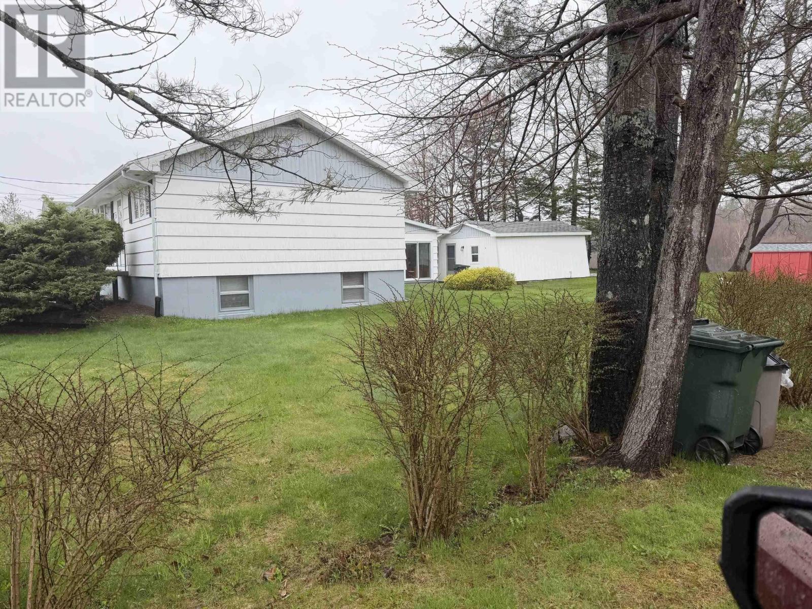 Property 1 of 16 of 75 Waterview Drive