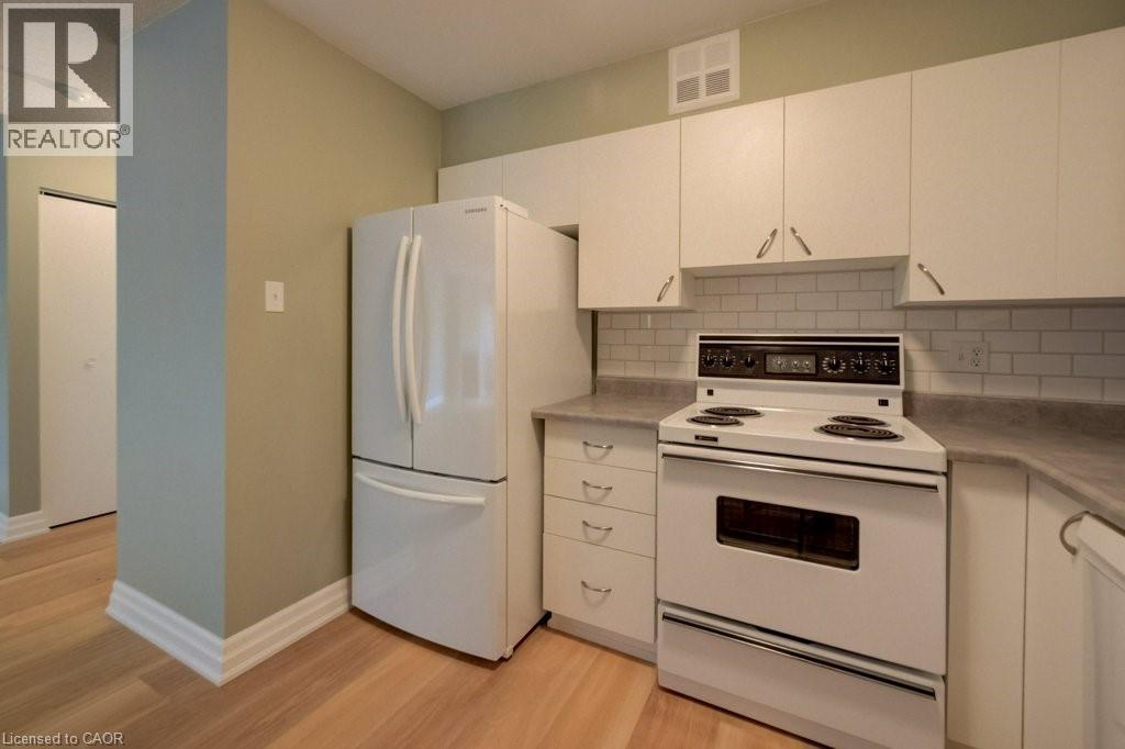 15 HOFSTETTER Avenue Unit# 221, Kitchener, Ontario, N2A3Z7 — Photo 16