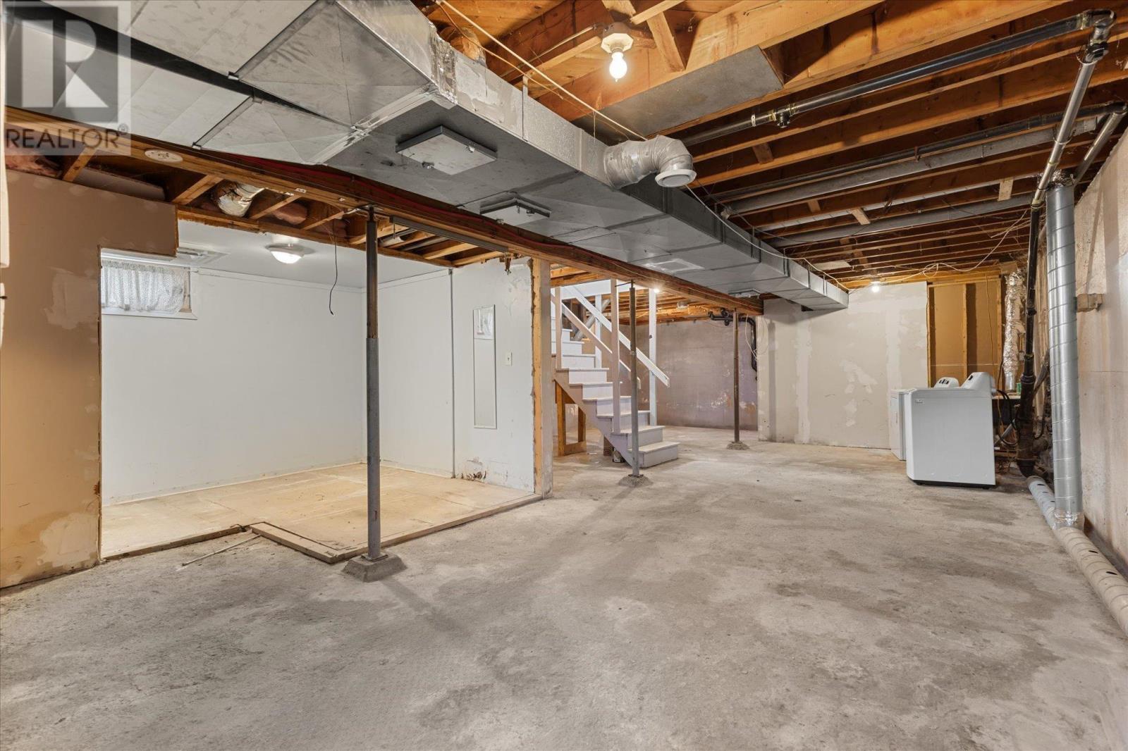 17 Parkdale Avenue - 27