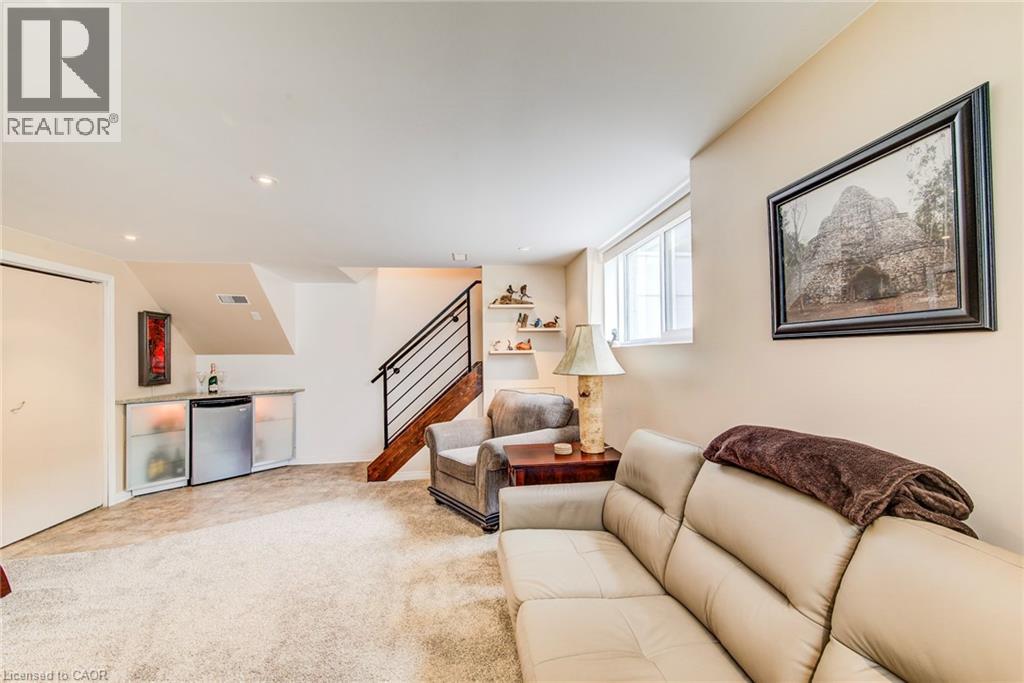 18 QUEENSTON Crescent, Kitchener, Ontario, N2B2V5 — Photo 40