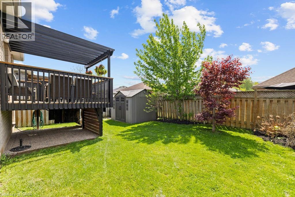 19 BREWSTER Way - 5