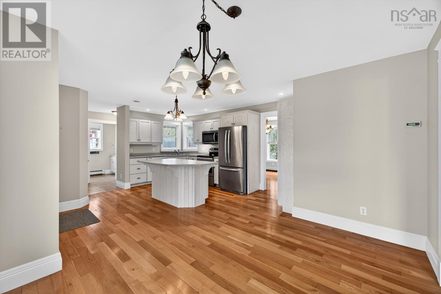 Property 36 of 49 of 18 OSPREY Court