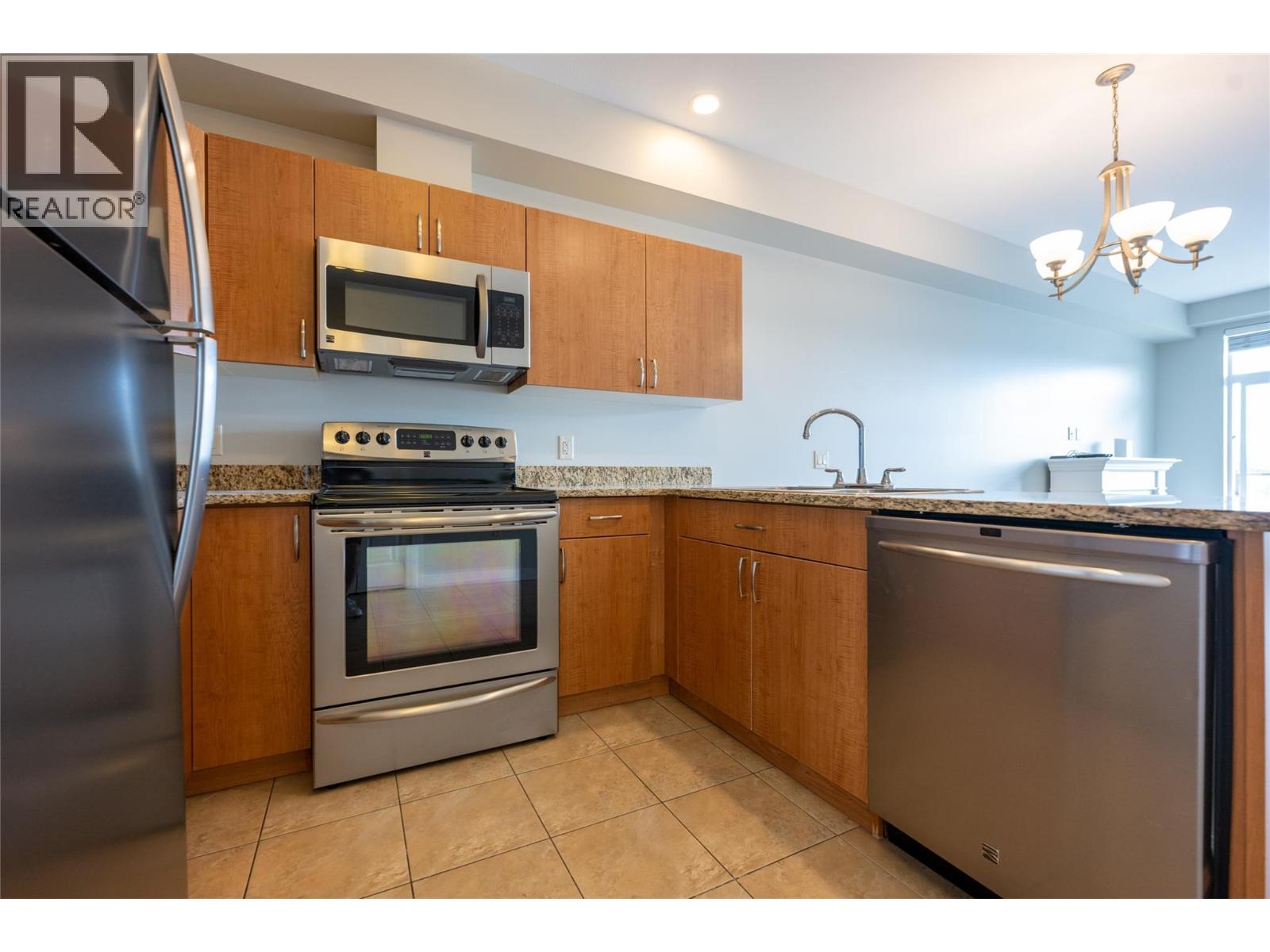 #303 760 Mayfair Street - 7