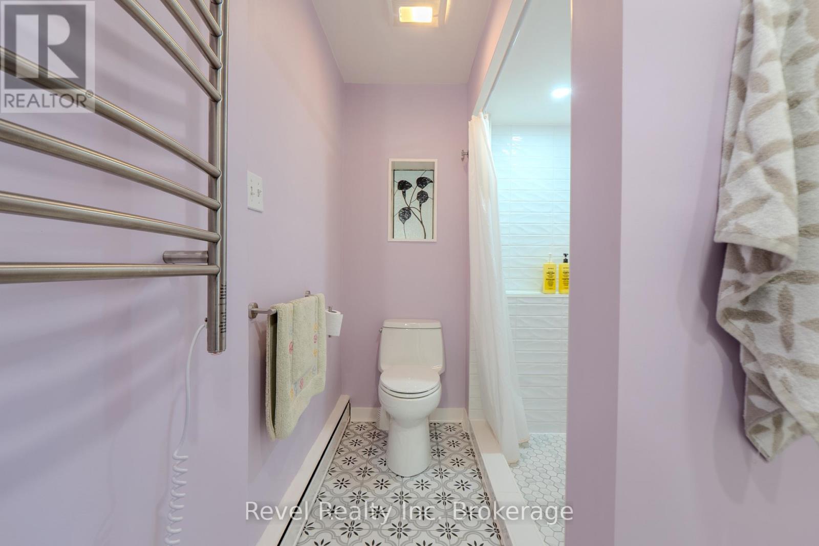 905 PINEWOOD ROAD - 29