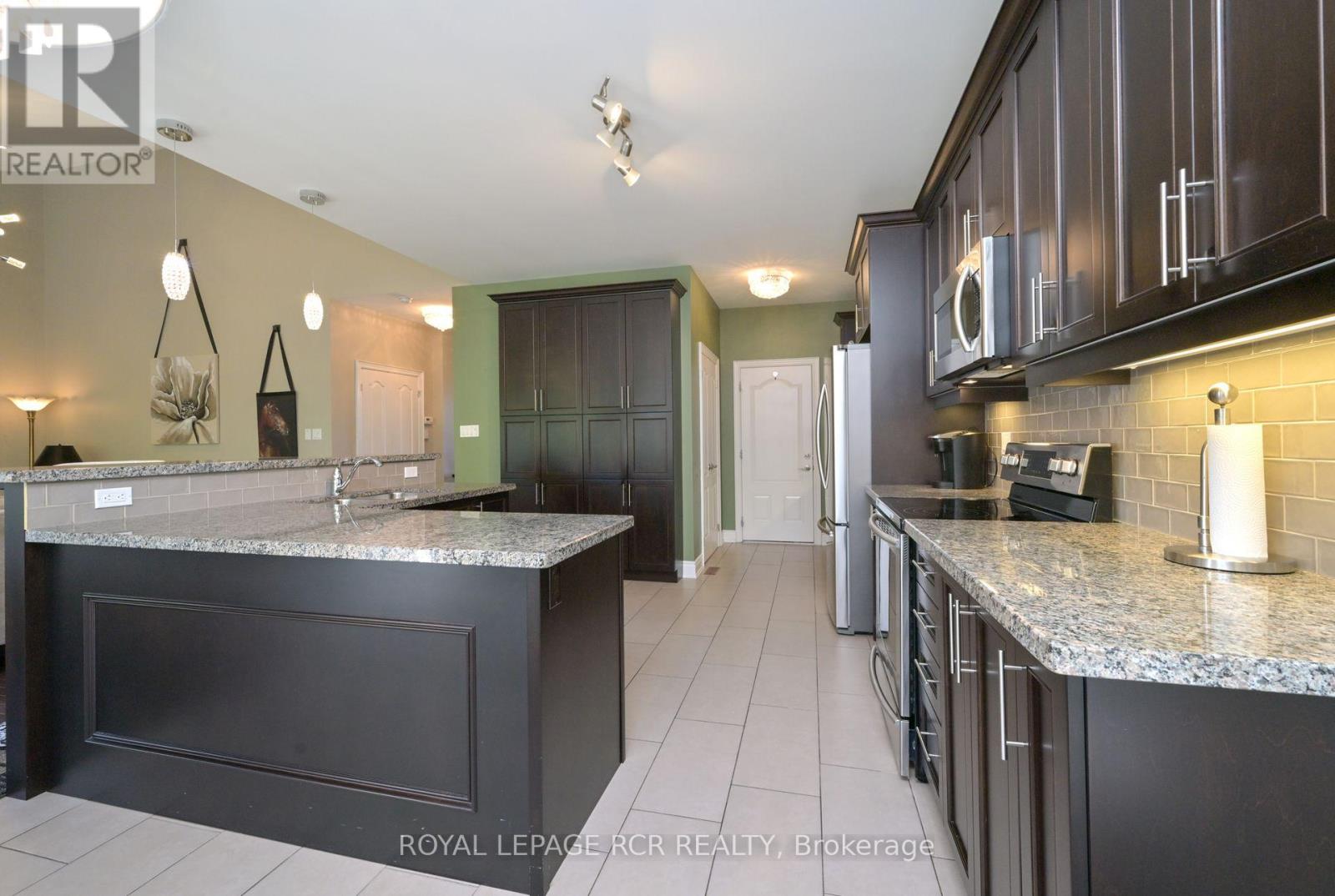 45 HILLCREST DRIVE - 11