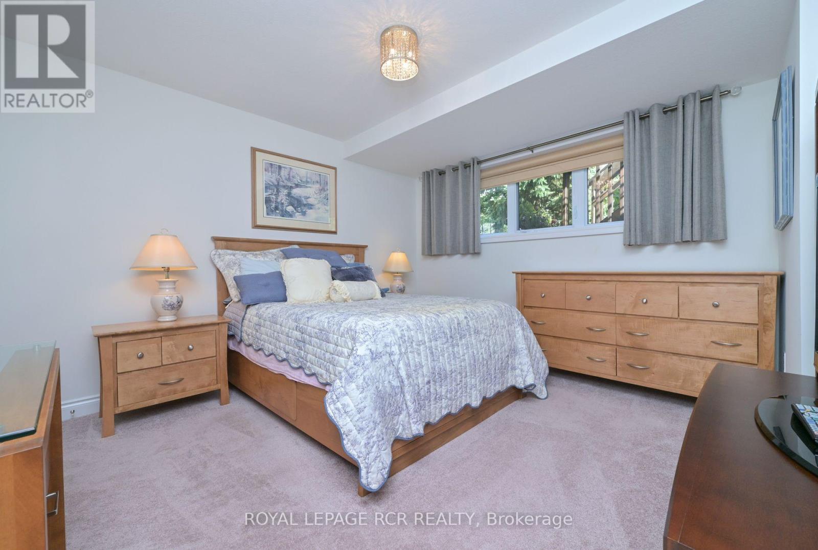 45 HILLCREST DRIVE - 25