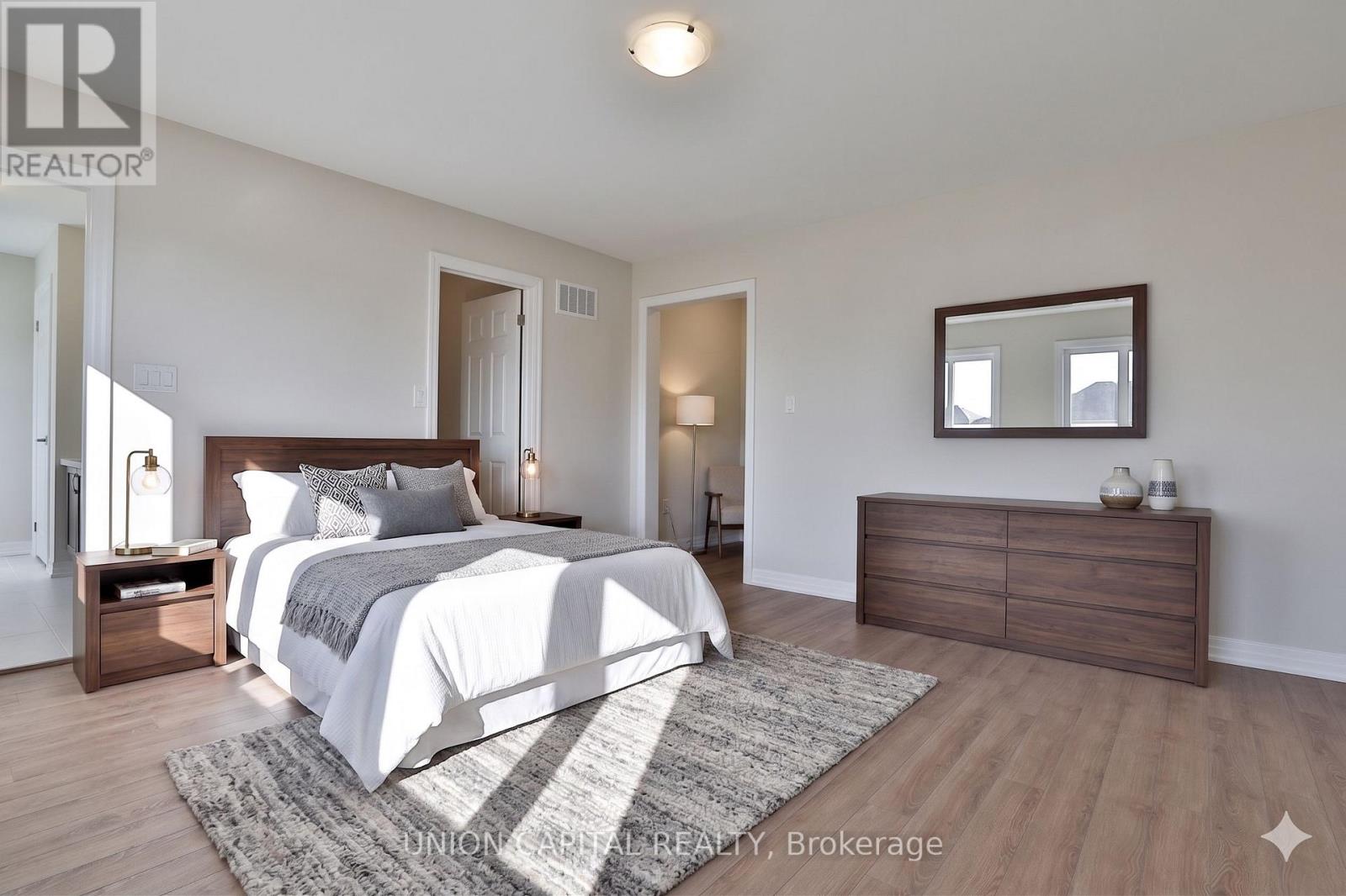 47 DONALD INGRAM CRESCENT - 18
