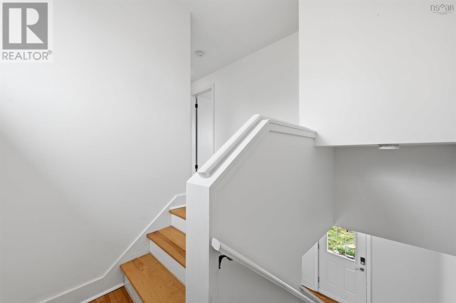 Property 46 of 48 of 258 Joffre Street