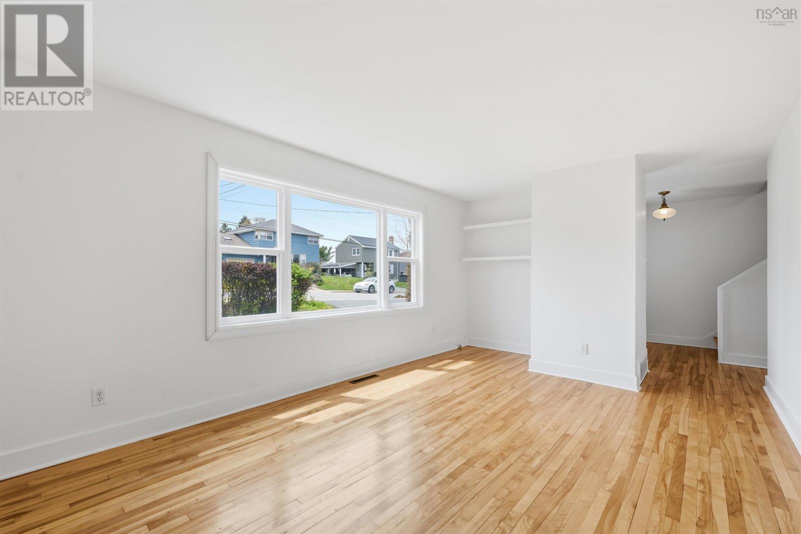Property 38 of 48 of 258 Joffre Street