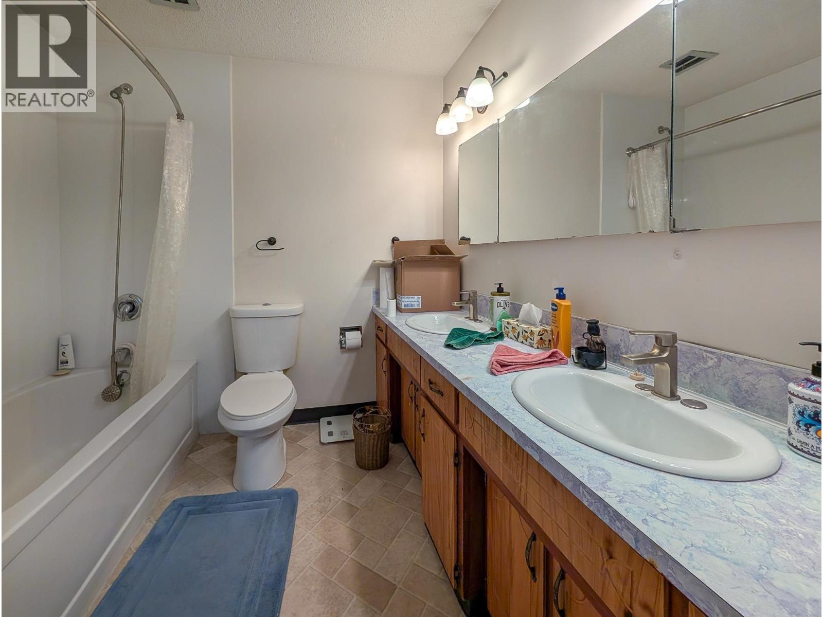 1344 EAGLET CRESCENT - 22