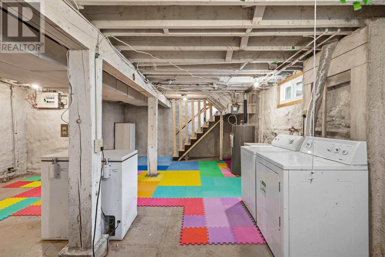 Property 37 of 48 of 258 Joffre Street