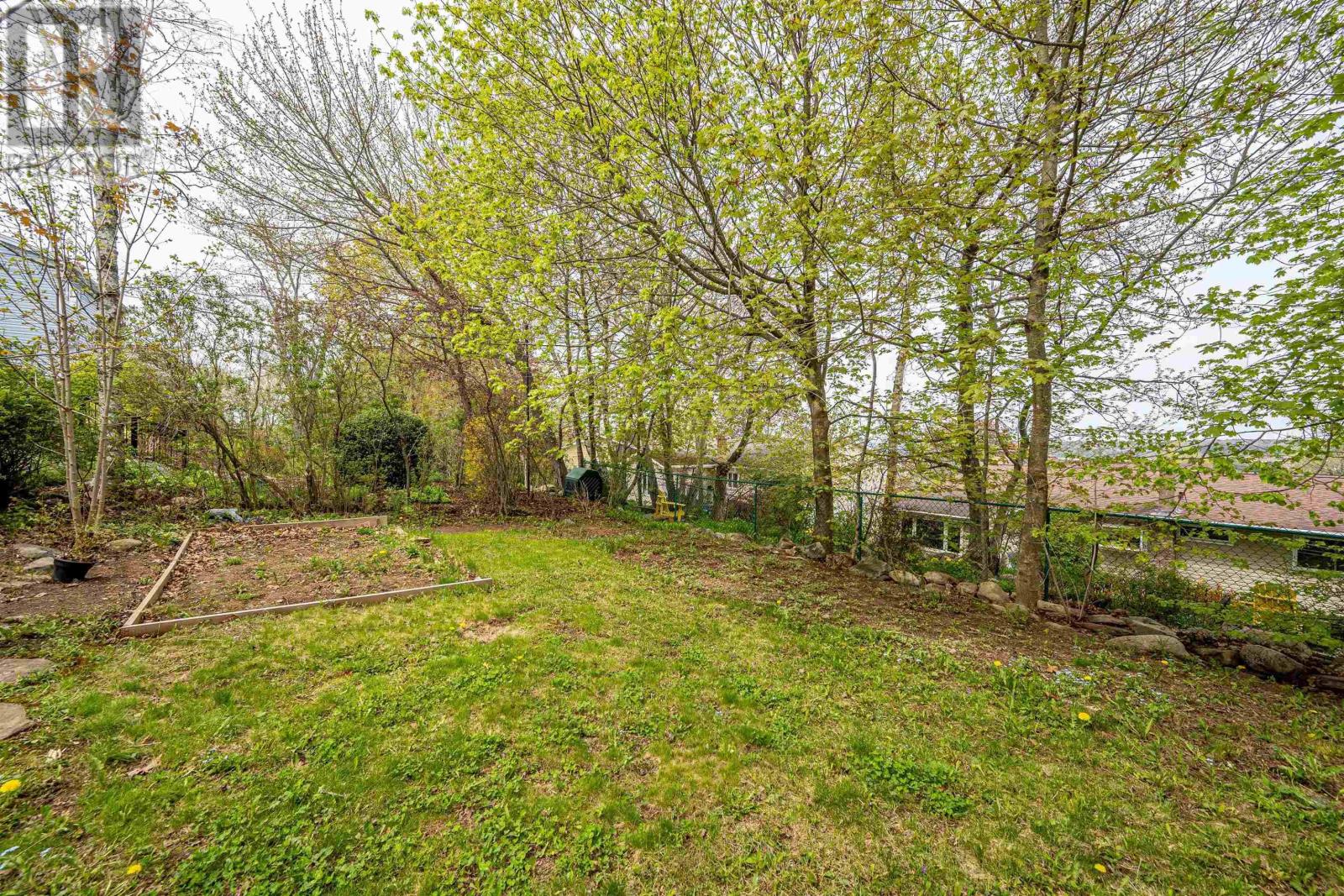 Property 26 of 48 of 258 Joffre Street