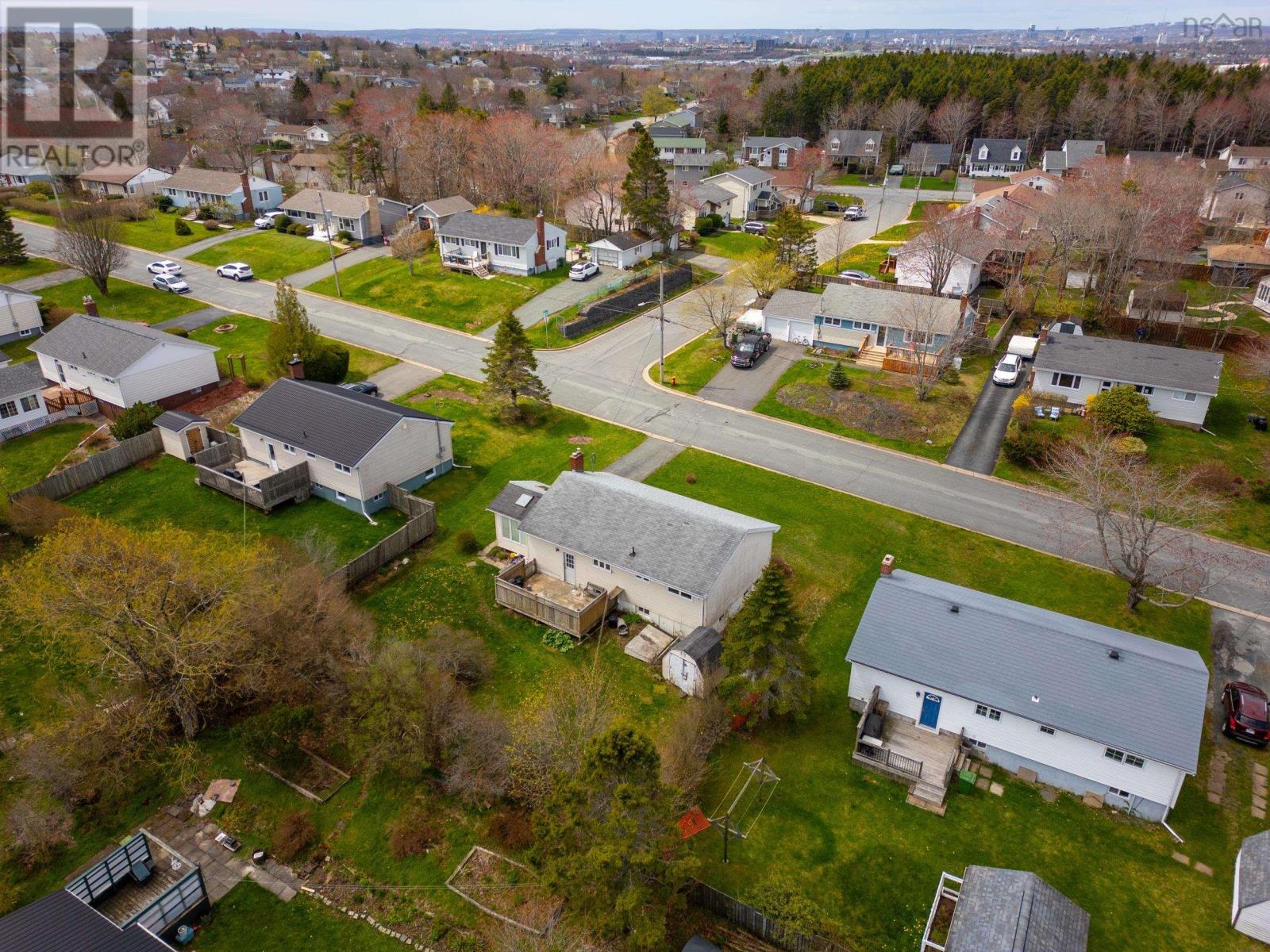 Property 35 of 40 of 17 Ellen Drive