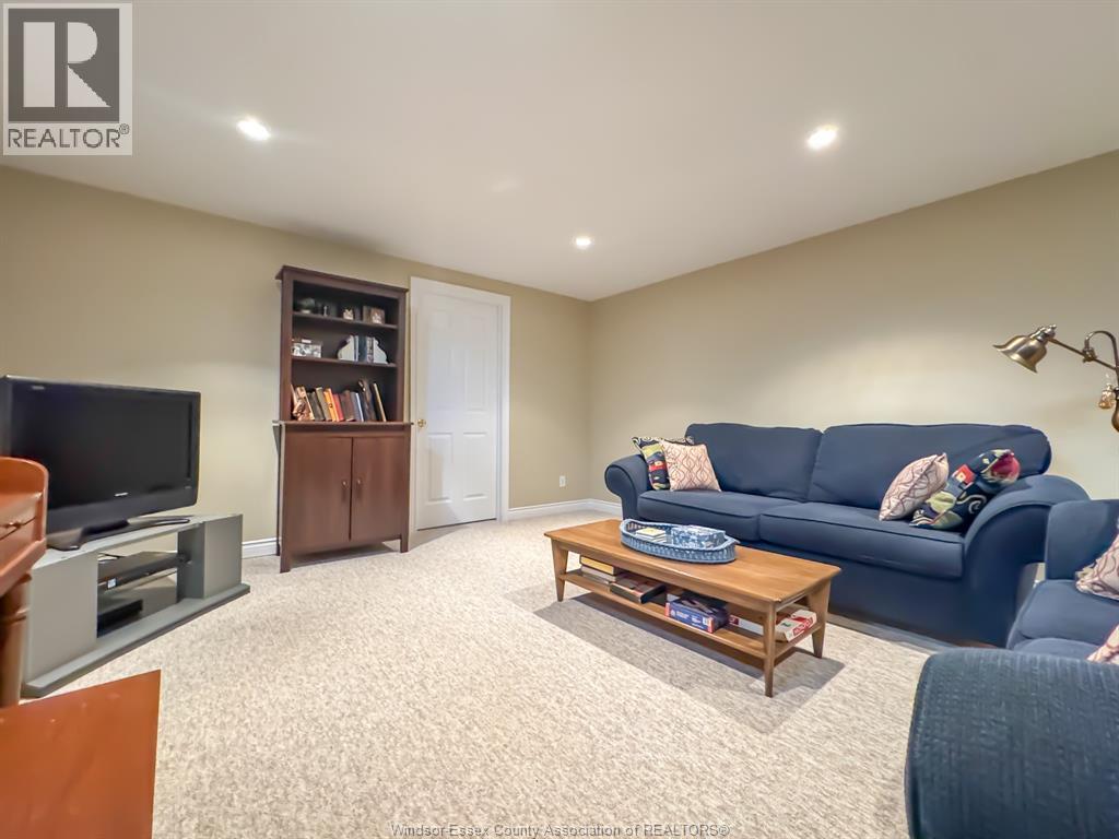 11445 ARVILLA, Windsor, Ontario, N8P1L5 — Photo 11