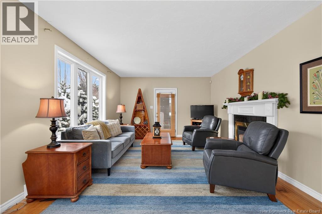 523 Alphée Street - 19