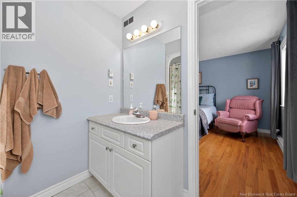 523 Alphée Street - 30