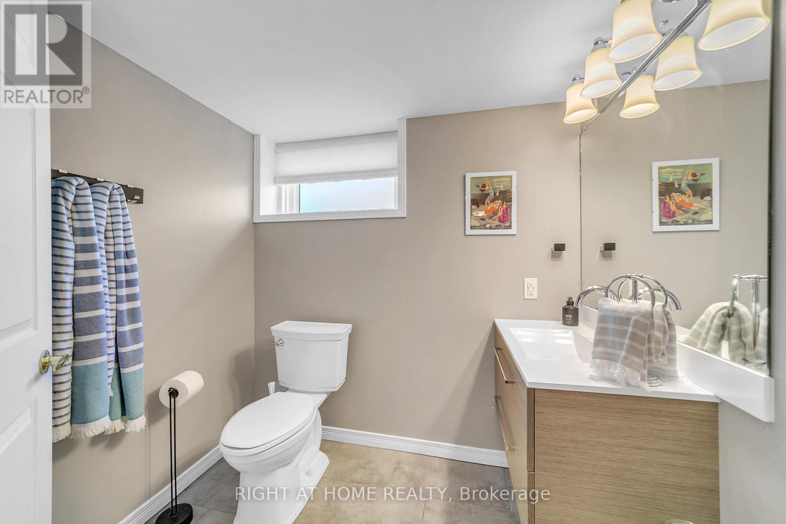 16 NELLES BOULEVARD - 31