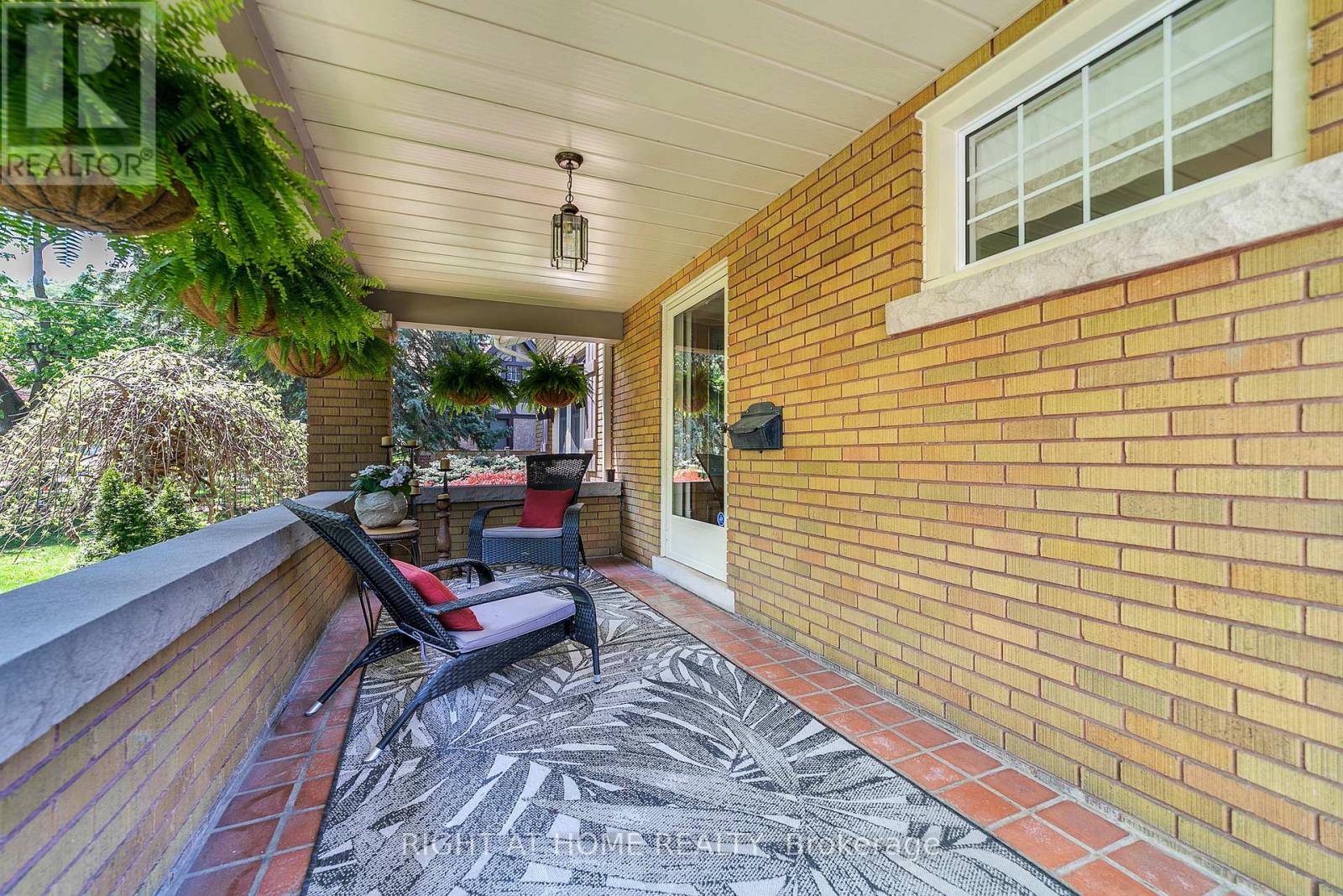 16 NELLES BOULEVARD - 4