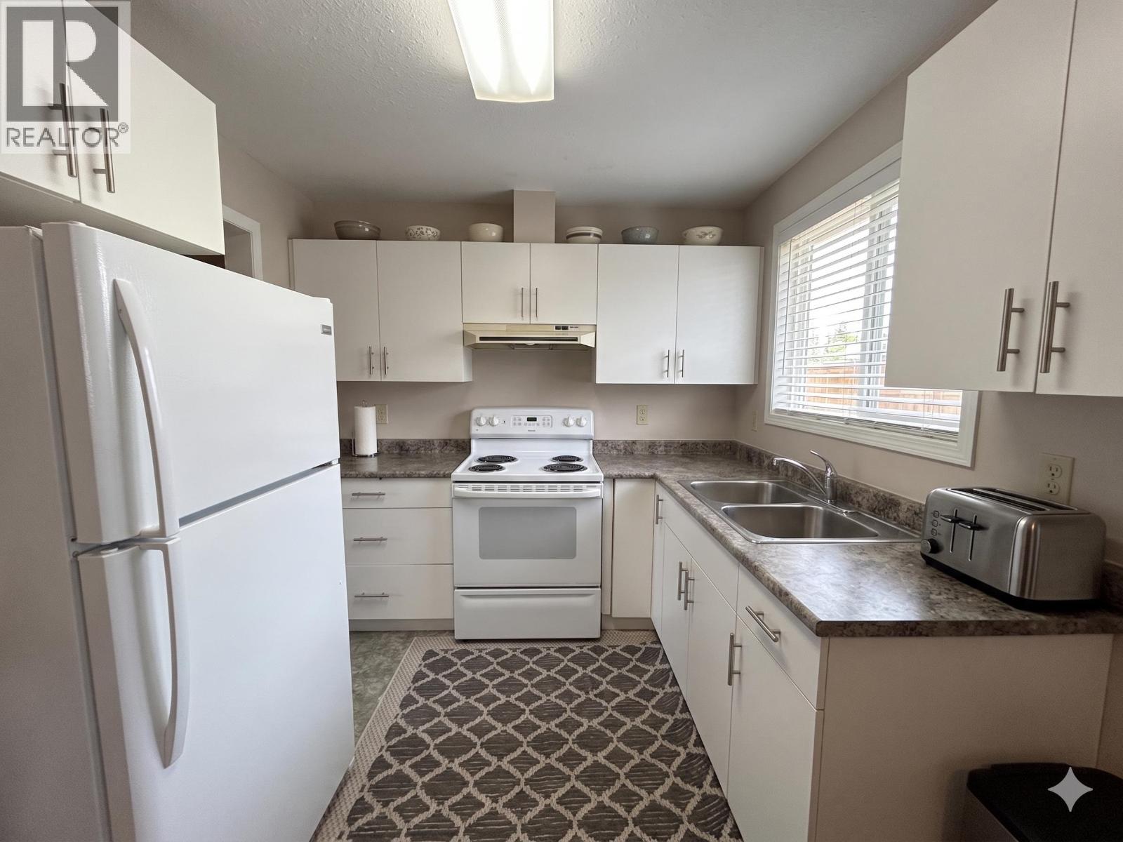 #14 4714 DAVIS AVENUE - Image 2