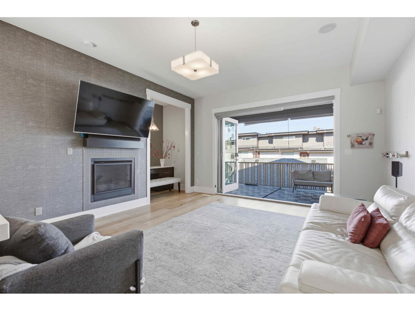 15871 28 AVENUE, Surrey