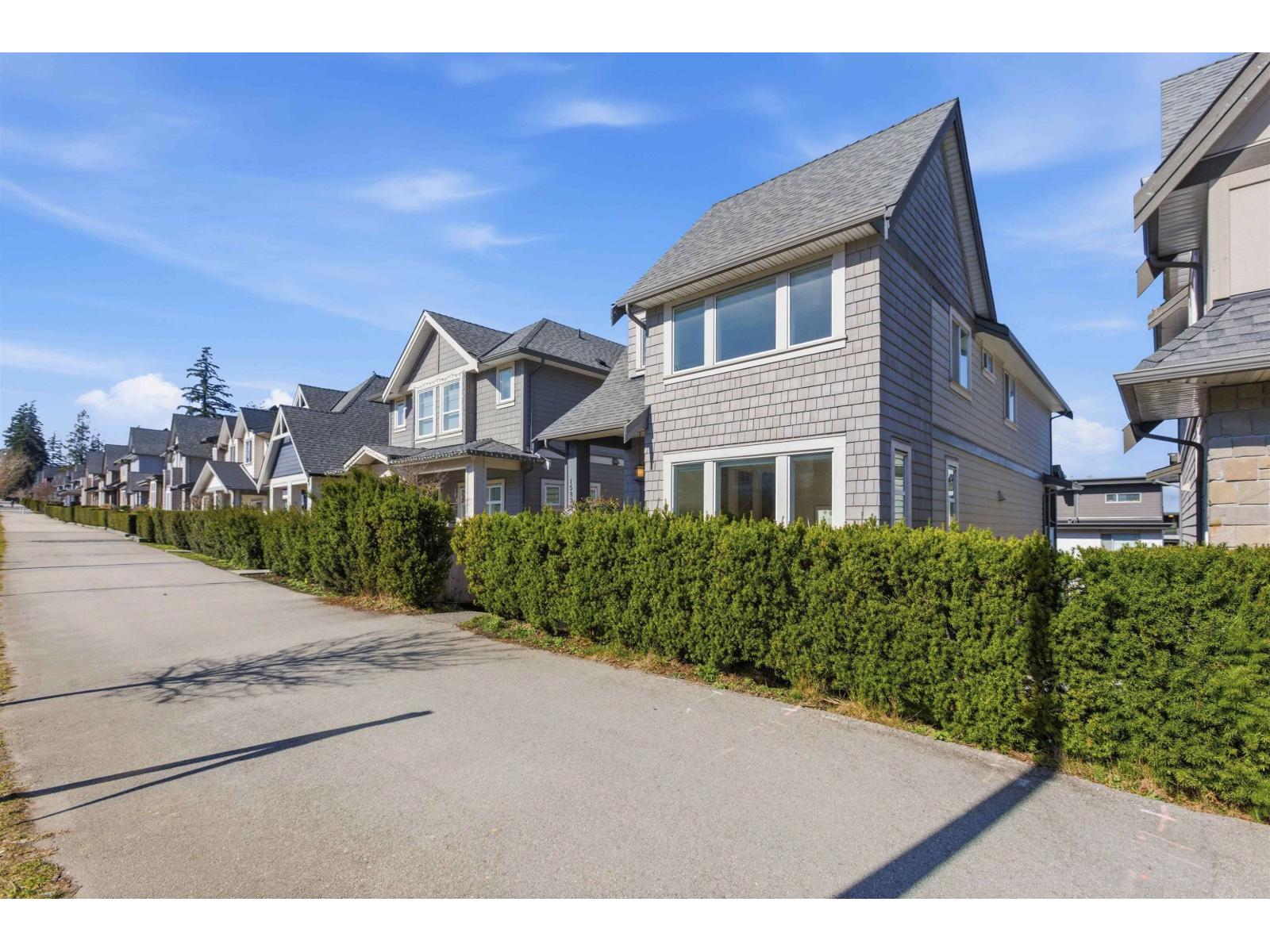 15871 28 AVENUE, Surrey