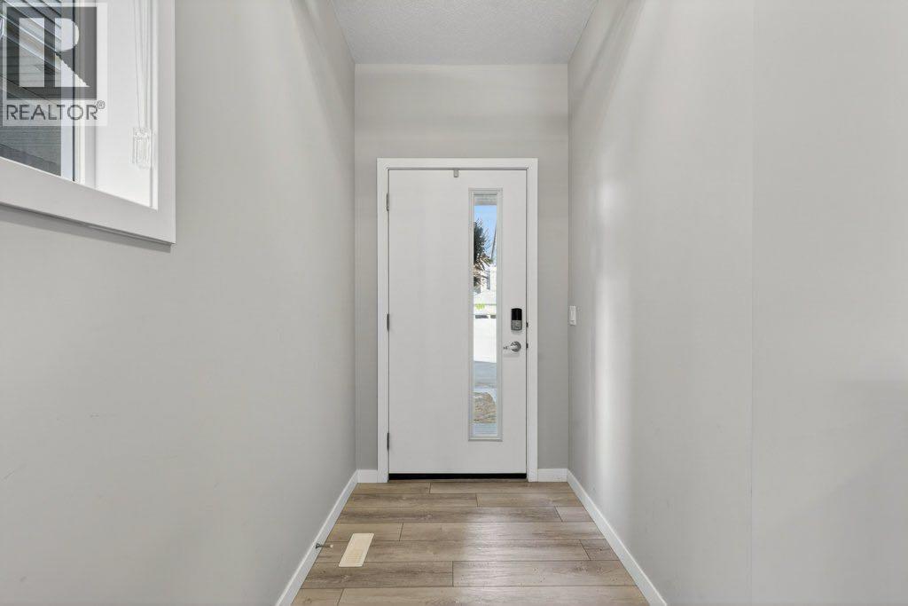 665 Creekmill Court SW - 4