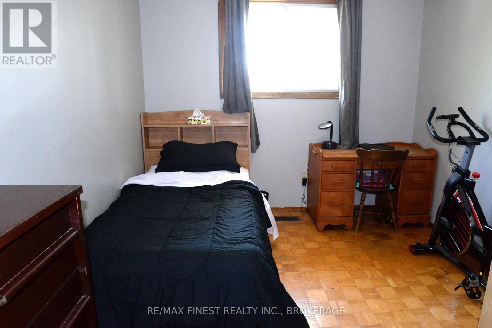 48 ABBEY DALE COURT - 15