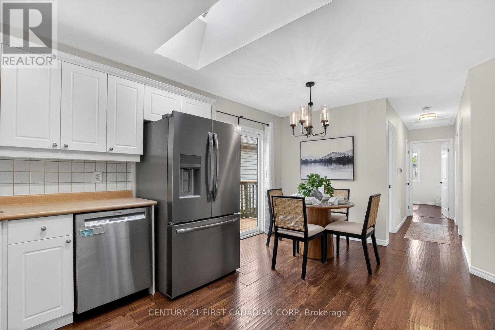 1379 ASPENRIDGE CRESCENT - 11