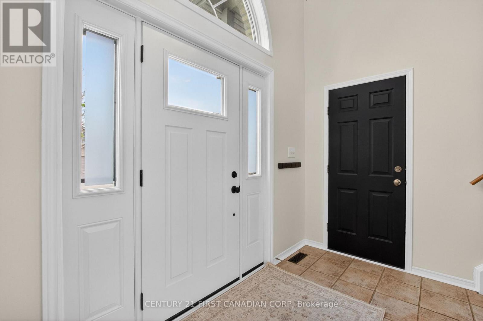 1379 ASPENRIDGE CRESCENT - 4
