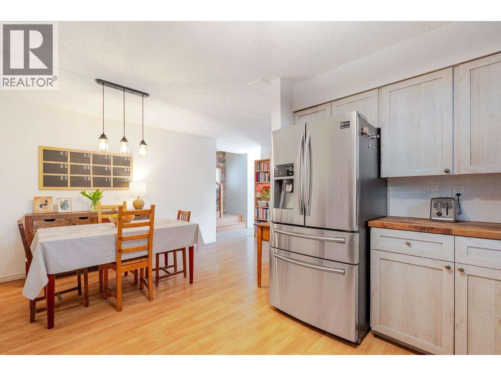 9 39752 GOVERNMENT ROAD, Squamish