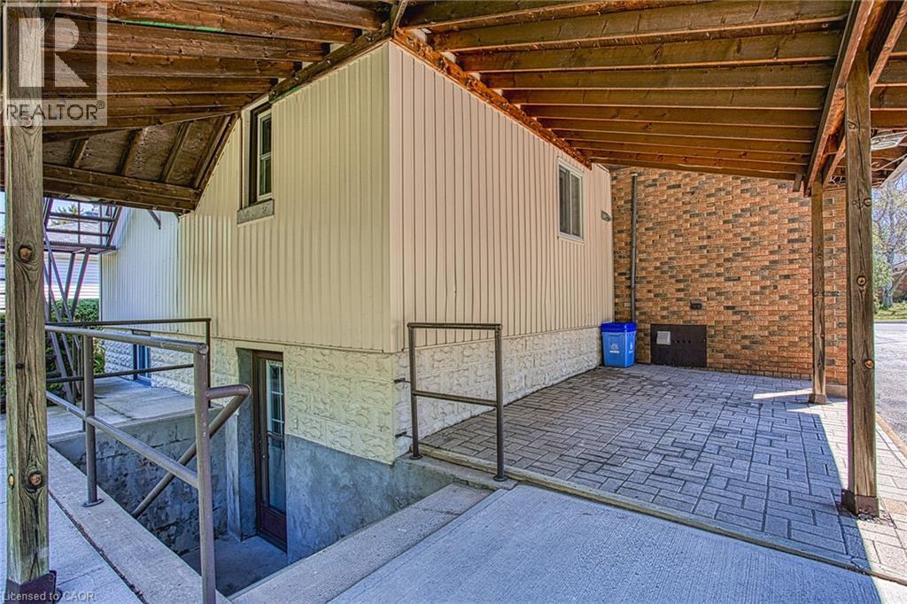 39 CHESTER Road, Stoney Creek, Ontario, L8E1X8 — Photo 19