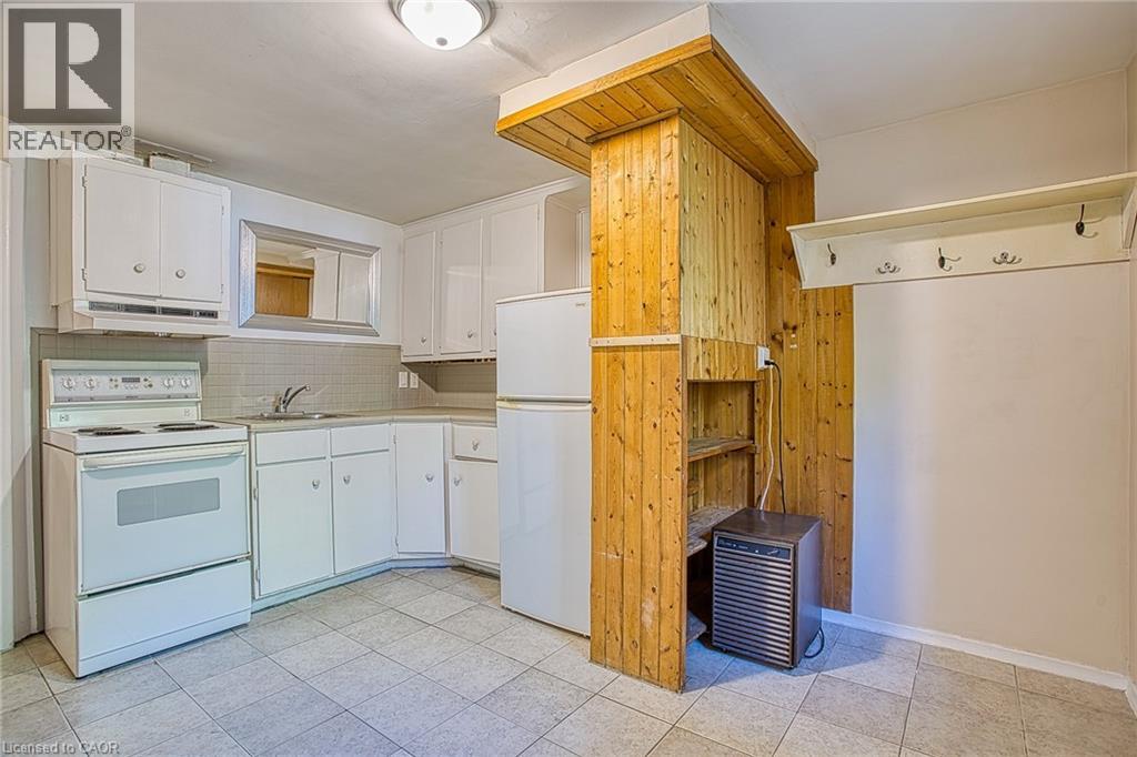 39 CHESTER Road, Stoney Creek, Ontario, L8E1X8 — Photo 37