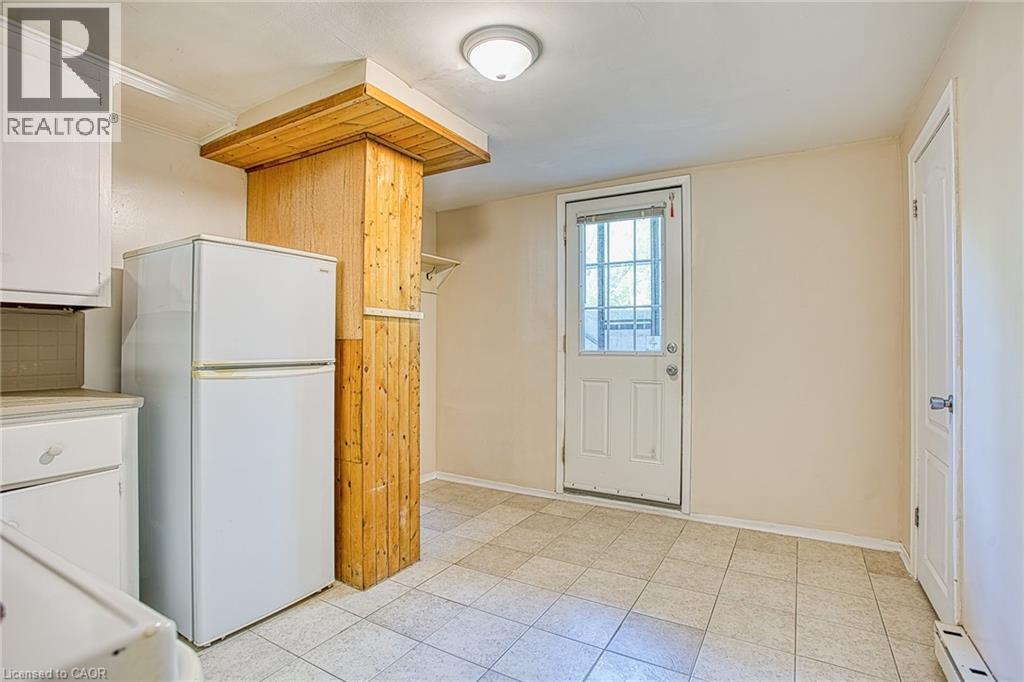 39 CHESTER Road, Stoney Creek, Ontario, L8E1X8 — Photo 18