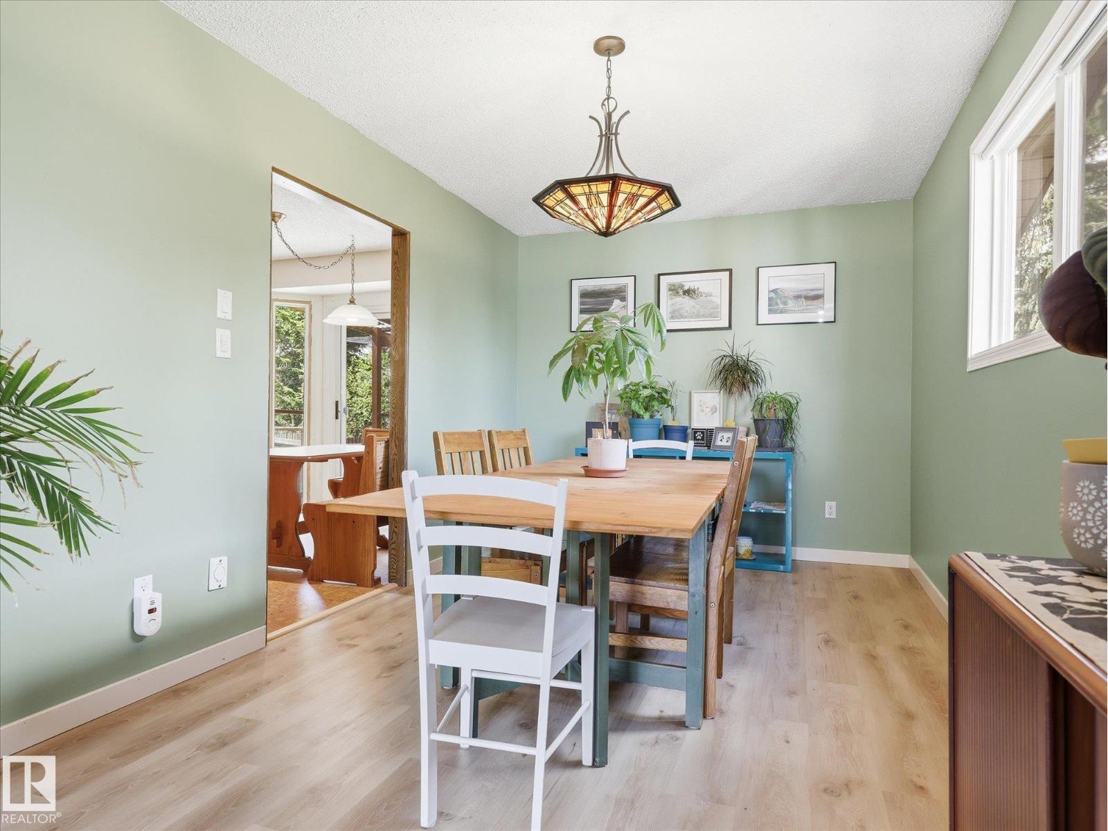 45 LORNE CR - 12