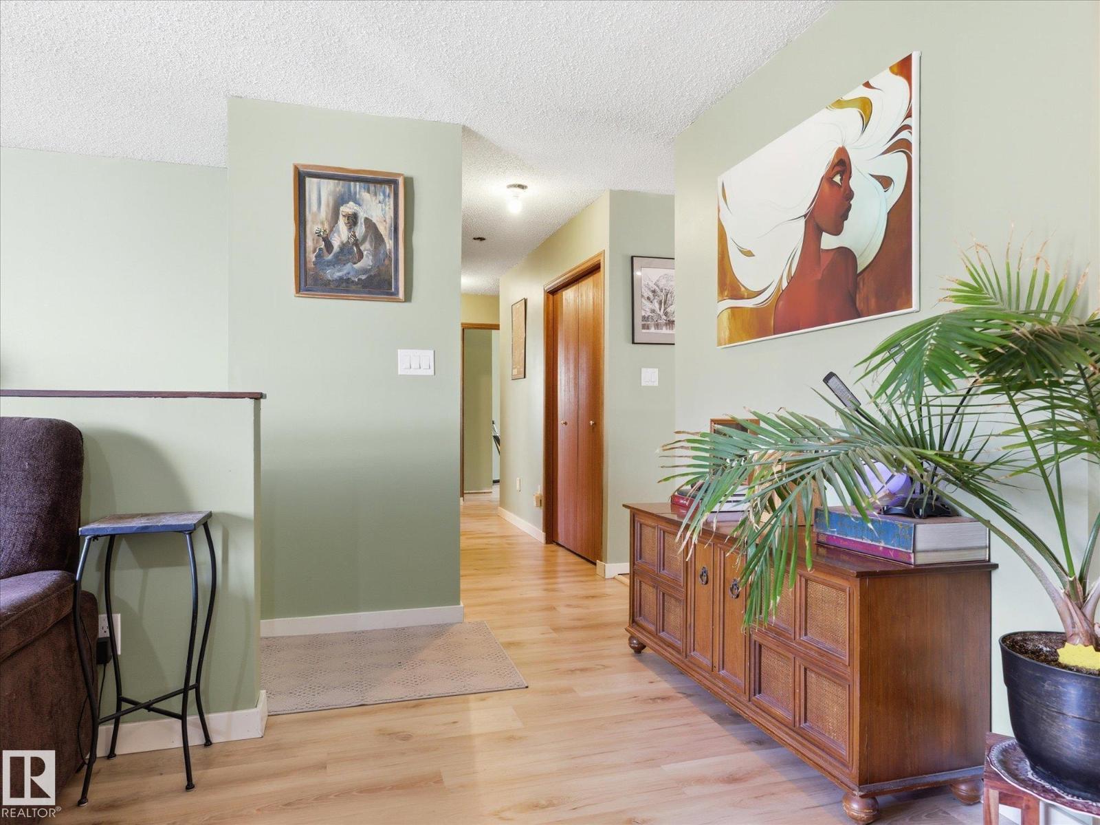45 LORNE CR - 17