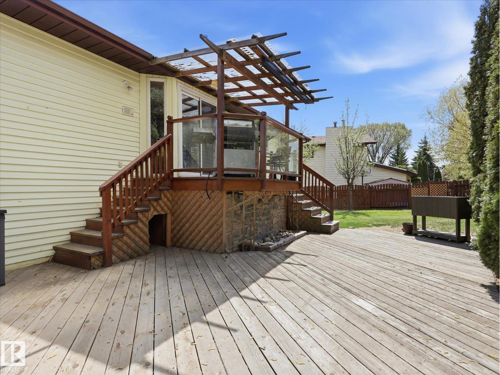 45 LORNE CR - 46