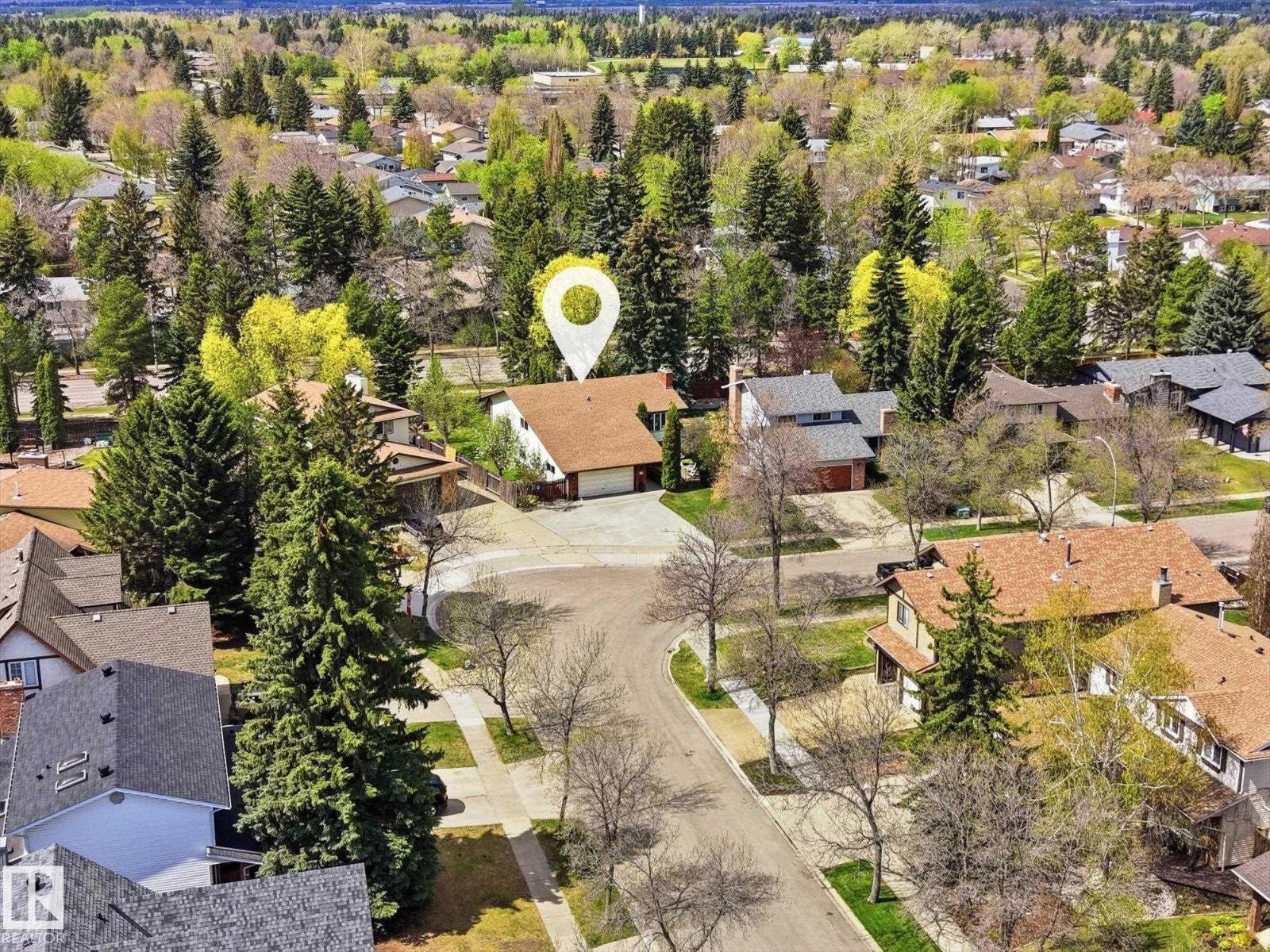 45 LORNE CR - 54