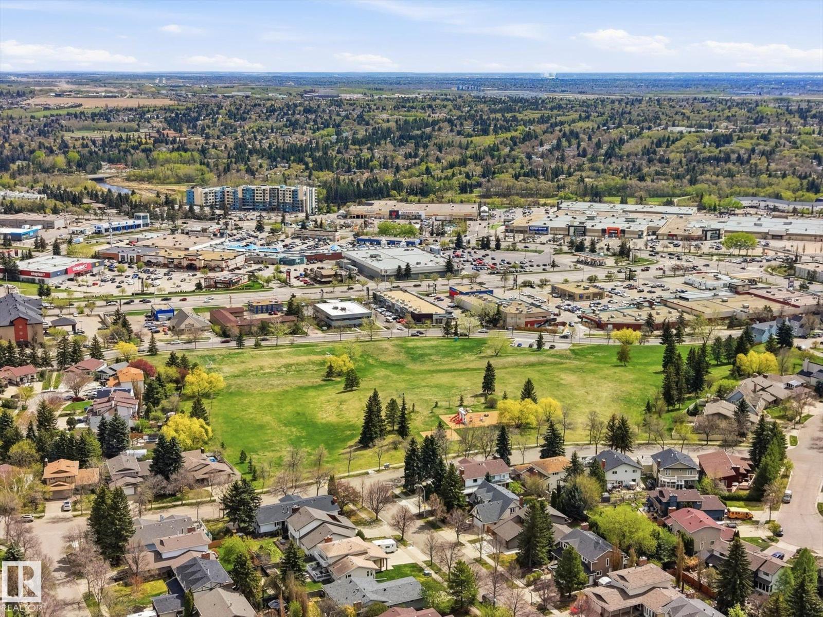 45 LORNE CR - 57
