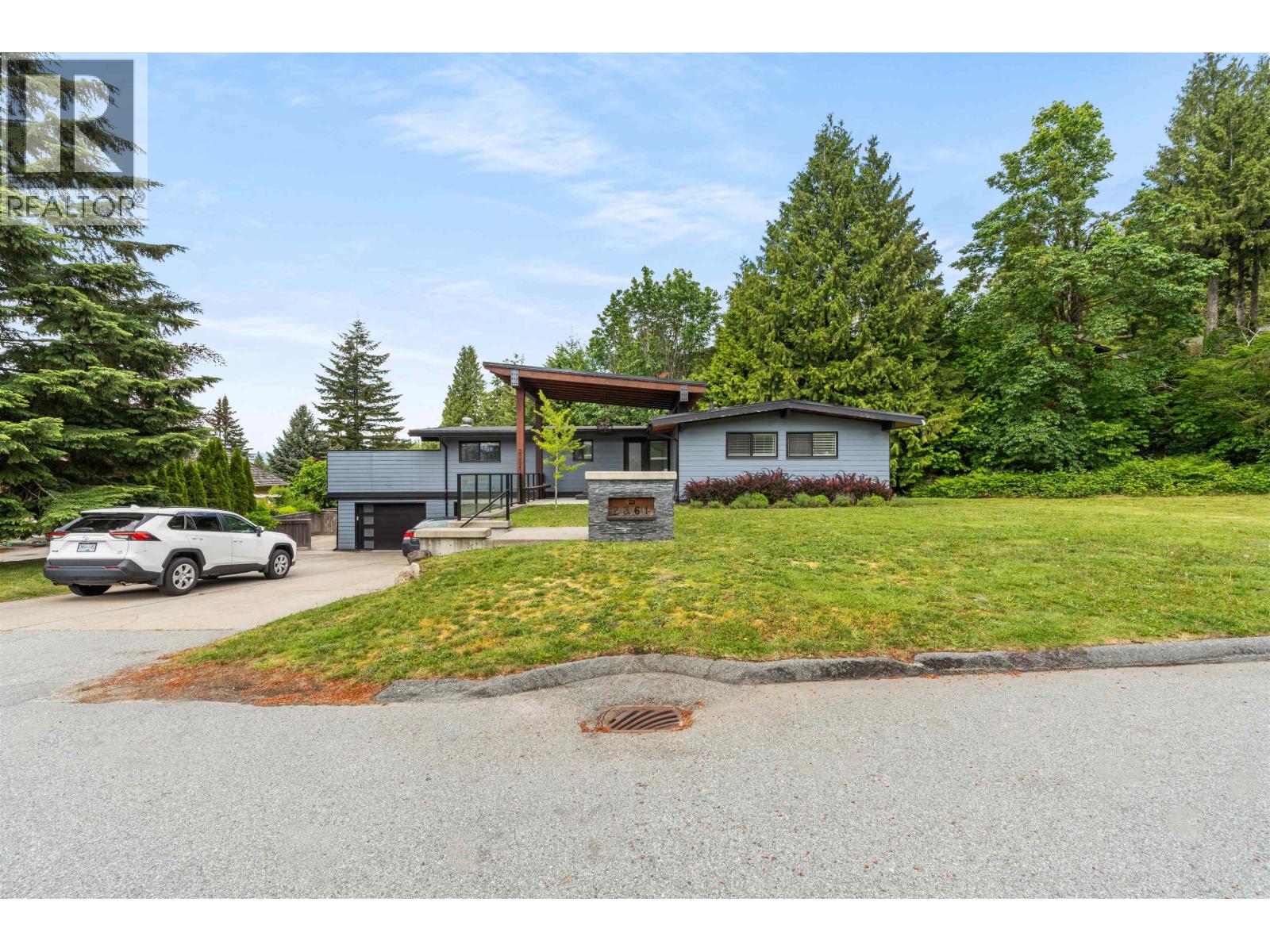 2361 FRIEDEL CRESCENT, Squamish